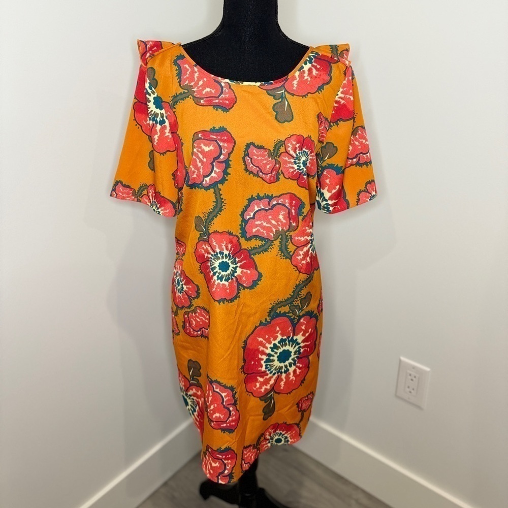 TUCKER Floral Short Sleeve Dress with Ruffles (M)